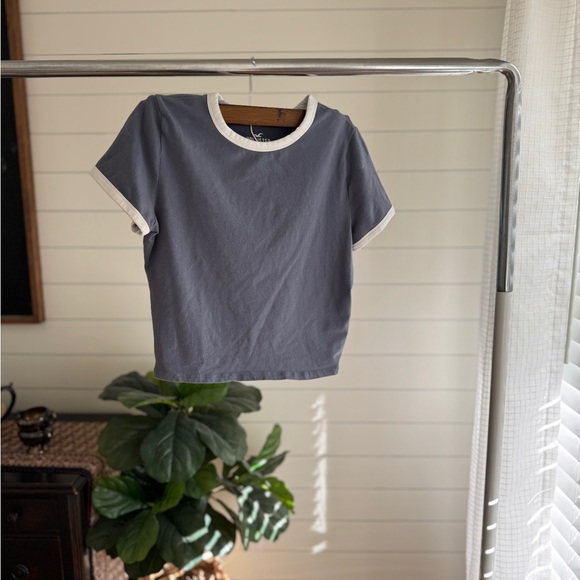 Hollister Blue Gray Crop Top with White Trim - Picture 1 of 5